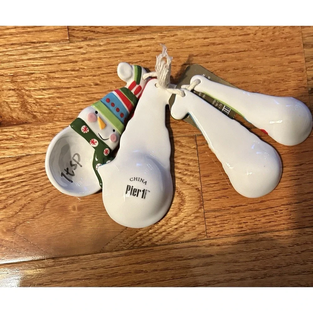 Pier 1 Imports Set Of 4 Ceramic Snowman Holiday Christmas Measuring Spoons NWT